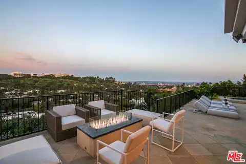 930 N Tigertail Rd, Los Angeles, CA 90049 — photo 8