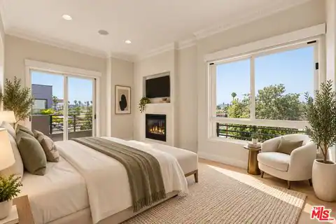 438 Arnaz Dr #106, Los Angeles, CA 90048 — photo 11