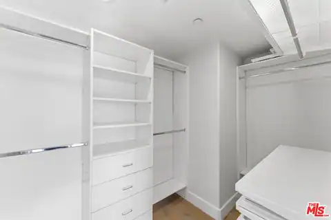 438 Arnaz Dr #106, Los Angeles, CA 90048 — photo 13