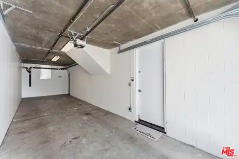 438 Arnaz Dr #106, Los Angeles, CA 90048 — photo 15