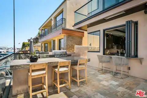 16462 Malden Cir, Huntington Beach, CA 92649 — photo 31