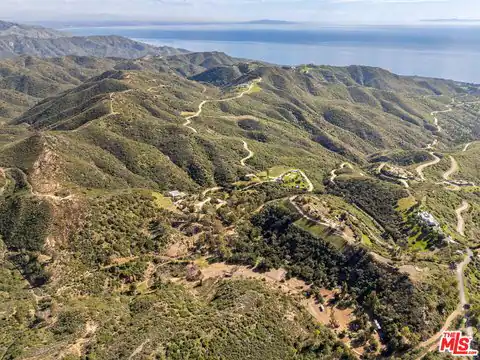 2100 Mcreynolds Road, Malibu, CA 90265 — photo 2