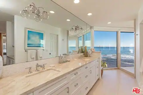 24408 Malibu Rd, Malibu, CA 90265 — photo 23