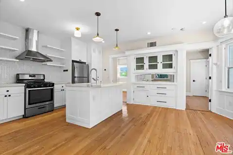 1140 Lemoyne St, Los Angeles, CA 90026 — photo 17