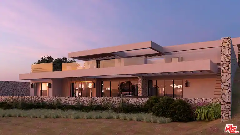 6754 Dume Dr, Malibu, CA 90265