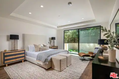725 N Croft Ave #109, Los Angeles, CA 90069 — photo 8