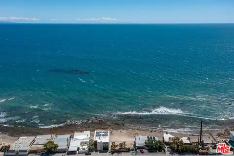24236 Malibu Rd, Malibu, CA 90265 — photo 2