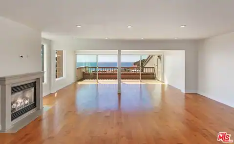 23914 DE Ville Way #D, Malibu, CA 90265 — photo 3