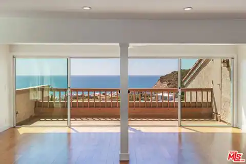 23914 DE Ville Way #D, Malibu, CA 90265 — photo 4