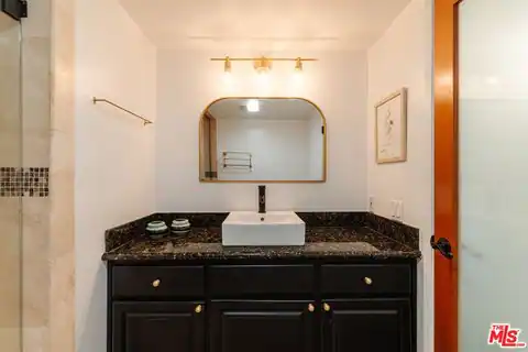 2700 Cahuenga Blvd #4319, Los Angeles, CA 90068 — photo 33