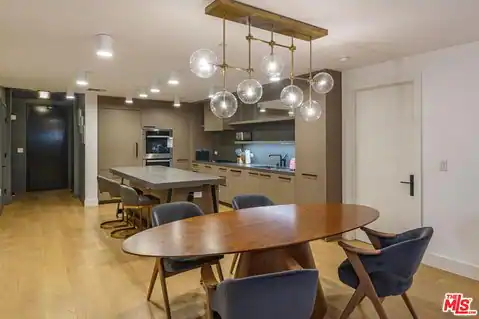 10777 Wilshire Blvd #205, Los Angeles, CA 90024 — photo 10