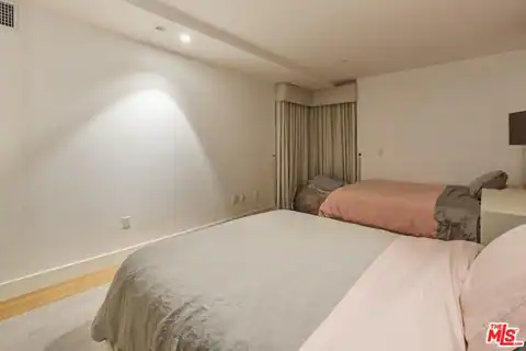 10777 Wilshire Blvd #205, Los Angeles, CA 90024 — photo 24