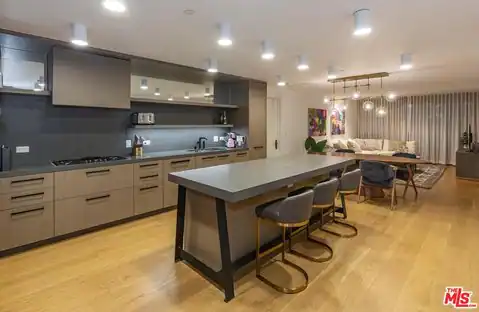 10777 Wilshire Blvd #205, Los Angeles, CA 90024 — photo 4