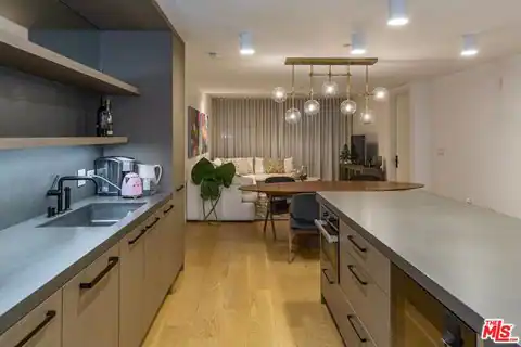 10777 Wilshire Blvd #205, Los Angeles, CA 90024 — photo 8