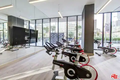 801 S Olive St #PH 8, Los Angeles, CA 90014 — photo 24
