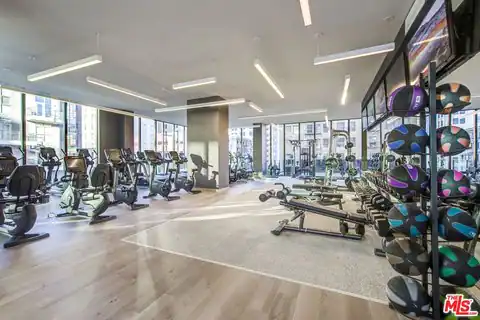 801 S Olive St #PH 8, Los Angeles, CA 90014 — photo 25