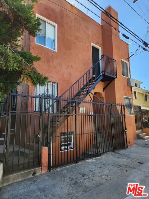 1217 Cedar Ave, Long Beach, CA 90813 — photo 5