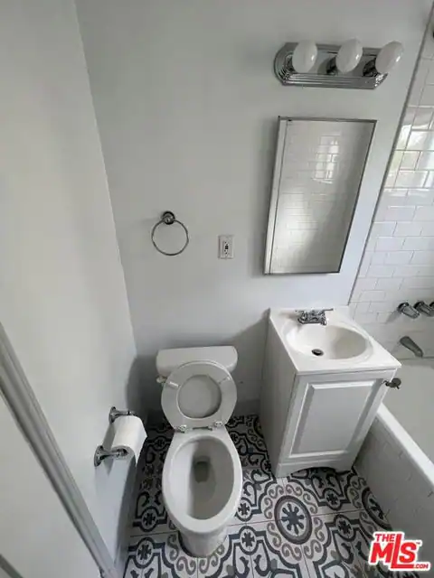 1217 Cedar Ave, Long Beach, CA 90813 — photo 8