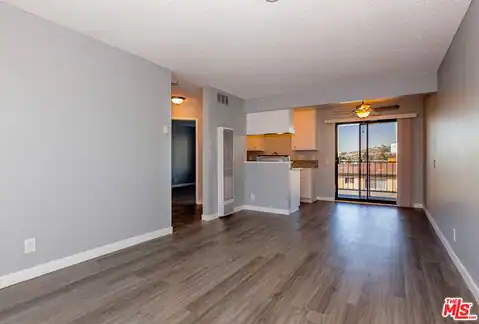 1135 Raymond Ave, Long Beach, CA 90804 — photo 3