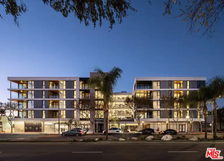 9001 Santa Monica Blvd #402, West Hollywood, CA 90069