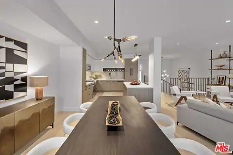 9001 Santa Monica Blvd #402, West Hollywood, CA 90069 — photo 12