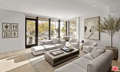 9001 Santa Monica Blvd #402, West Hollywood, CA 90069 — photo 2