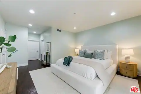 11115 Acama St #107, Studio City, CA 91602 — photo 18