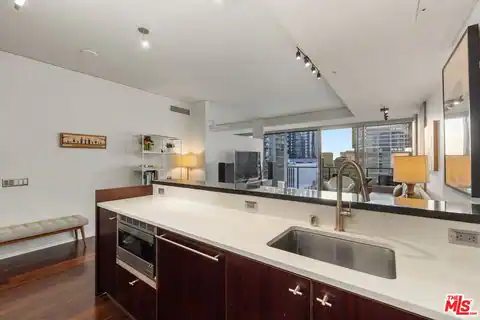 1155 S Grand Ave #808, Los Angeles, CA 90015 — photo 2