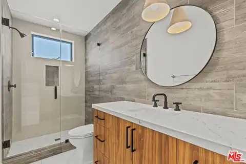 5538 Tova Rd, Sherman Oaks, CA 91411 — photo 12