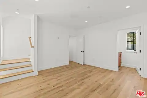 5538 Tova Rd, Sherman Oaks, CA 91411 — photo 15