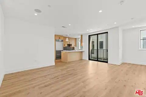 5538 Tova Rd, Sherman Oaks, CA 91411 — photo 3