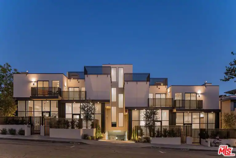 924 West Knoll Dr, West Hollywood, CA 90069