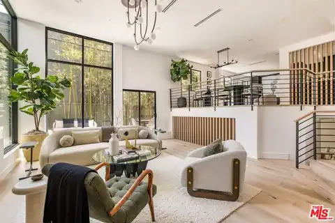 924 West Knoll Dr, West Hollywood, CA 90069 — photo 12