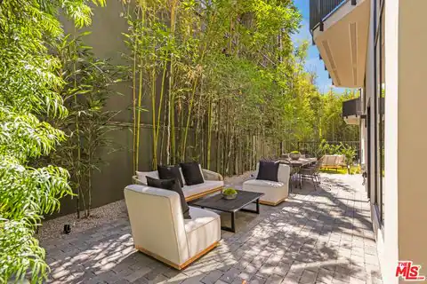 924 West Knoll Dr, West Hollywood, CA 90069 — photo 18