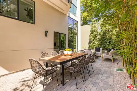 924 West Knoll Dr, West Hollywood, CA 90069 — photo 21