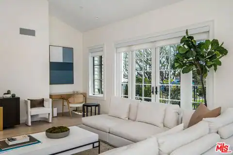 15225 Palisades Village Ln #205, Pacific Palisades, CA 90272 — photo 12