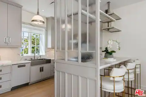 15225 Palisades Village Ln #205, Pacific Palisades, CA 90272 — photo 16
