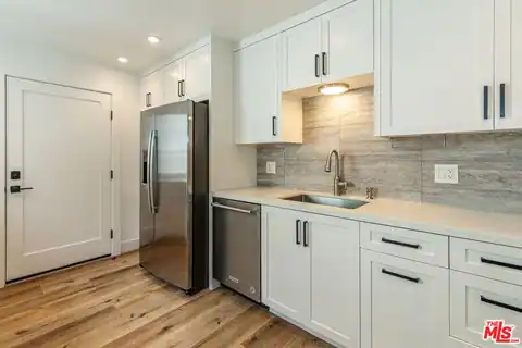 28368 Rey DE Copas Ln, Malibu, CA 90265 — photo 17