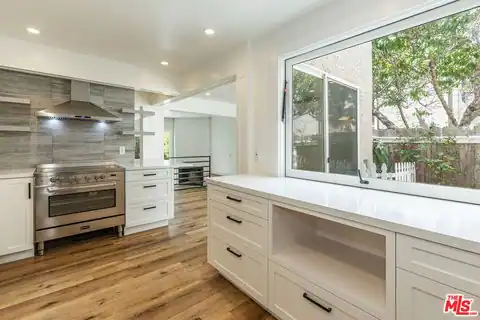 28368 Rey DE Copas Ln, Malibu, CA 90265 — photo 18