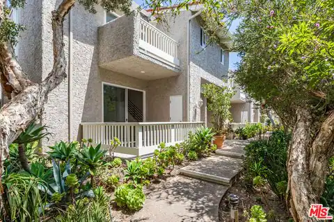 28368 Rey DE Copas Ln, Malibu, CA 90265 — photo 2