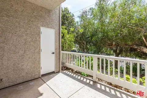 28368 Rey DE Copas Ln, Malibu, CA 90265 — photo 8