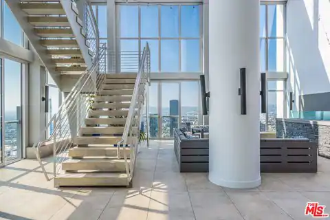 825 S Hill St #Penthouse, Los Angeles, CA 90014 — photo 12