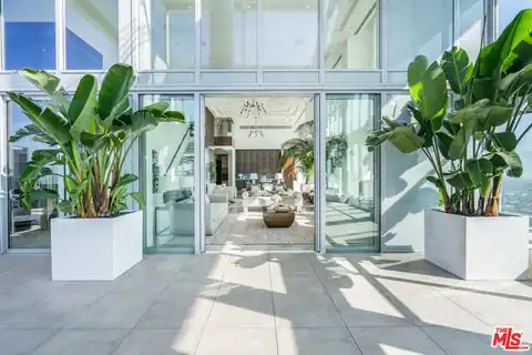 825 S Hill St #Penthouse, Los Angeles, CA 90014 — photo 13