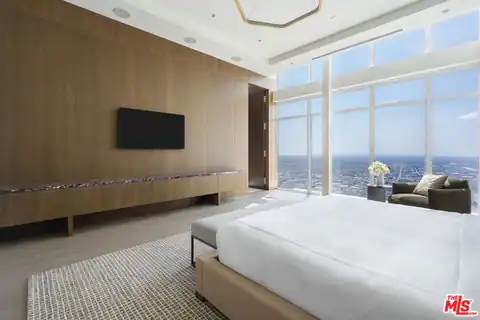 825 S Hill St #Penthouse, Los Angeles, CA 90014 — photo 25