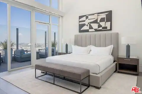 825 S Hill St #Penthouse, Los Angeles, CA 90014 — photo 26