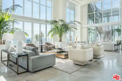 825 S Hill St #Penthouse, Los Angeles, CA 90014 — photo 3