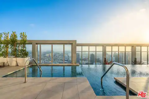 825 S Hill St #Penthouse, Los Angeles, CA 90014 — photo 37