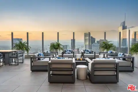 825 S Hill St #Penthouse, Los Angeles, CA 90014 — photo 39