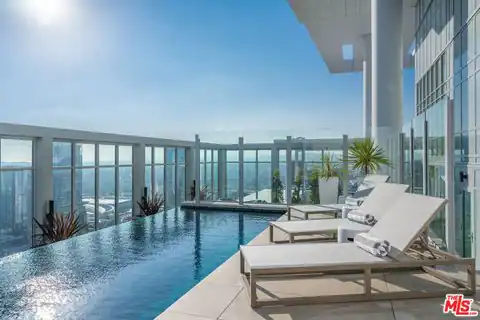 825 S Hill St #Penthouse, Los Angeles, CA 90014 — photo 52
