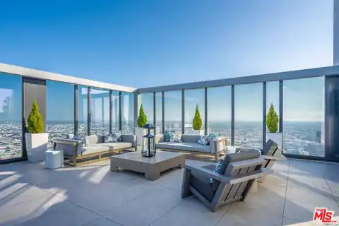 825 S Hill St #Penthouse, Los Angeles, CA 90014 — photo 53